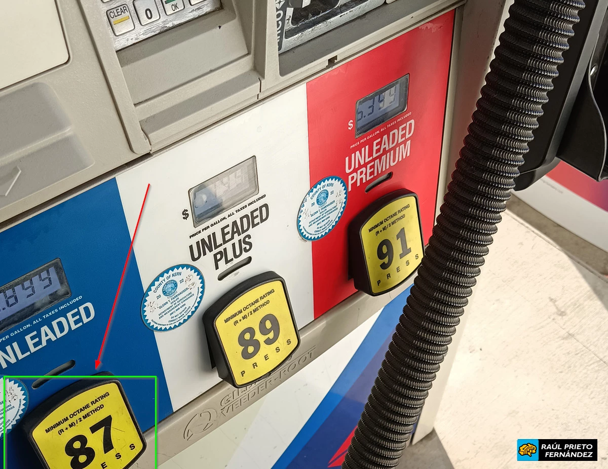 Repostar combustible en Estados Unidos