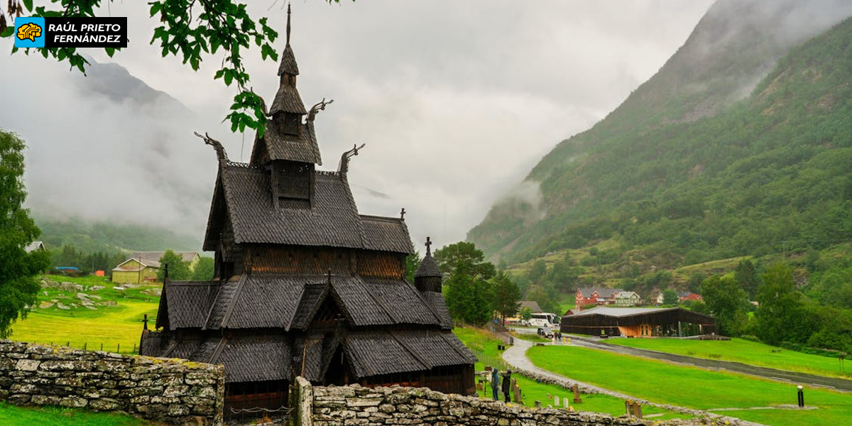 Iglesias de madera en Noruega