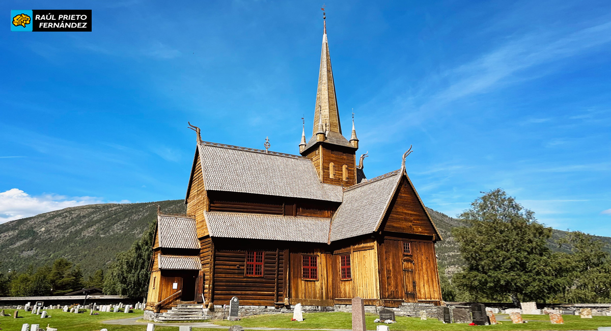 Iglesias de madera en Noruega