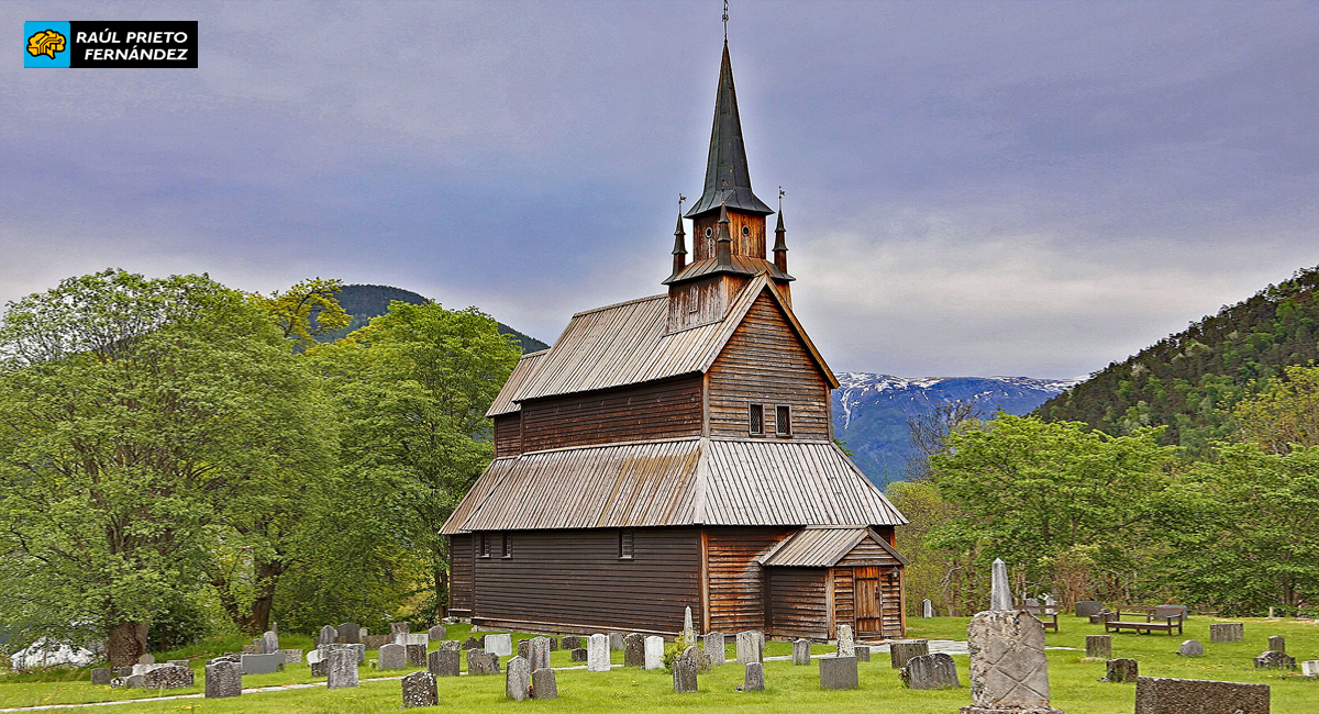 Iglesias de madera en Noruega