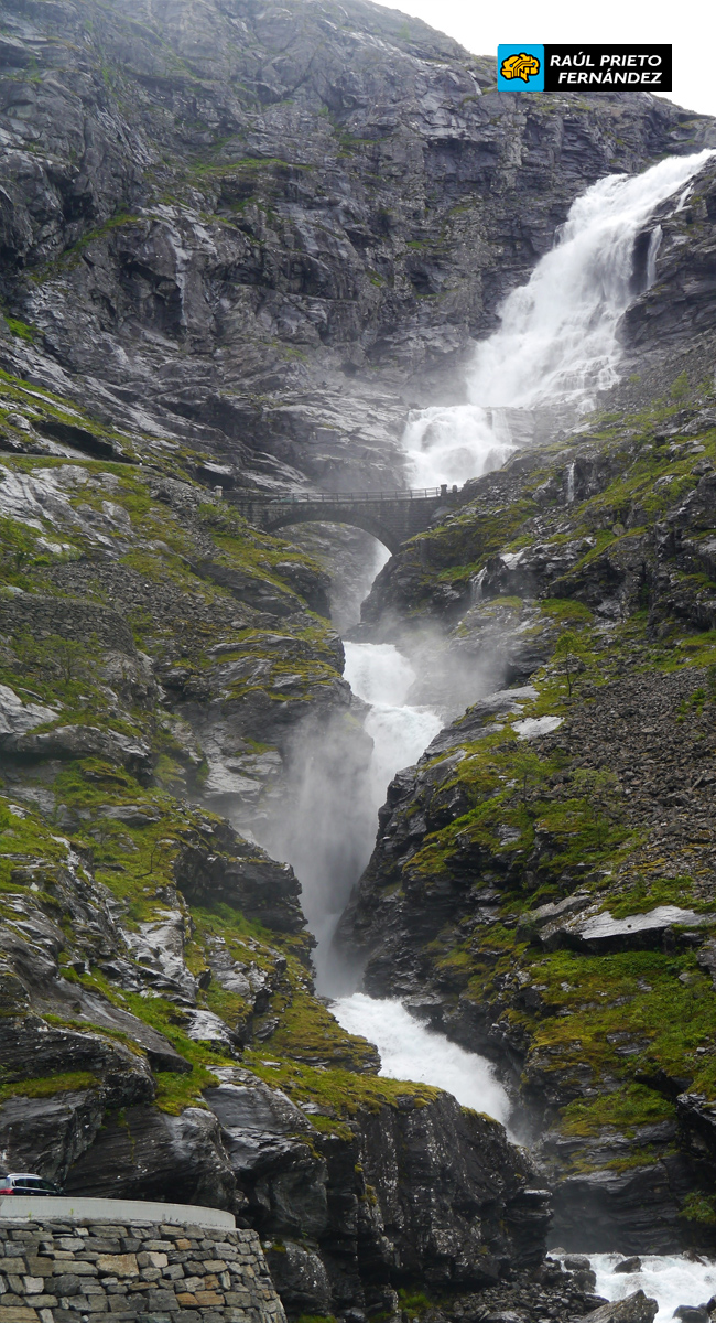 LAS CASCADAS MÁS FAMOSAS EN EL CENTRO Y SUR DE NORUEGA