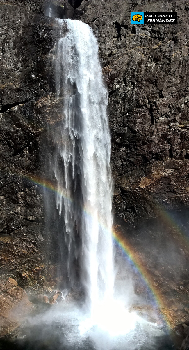 LAS CASCADAS MÁS FAMOSAS EN EL CENTRO Y SUR DE NORUEGA